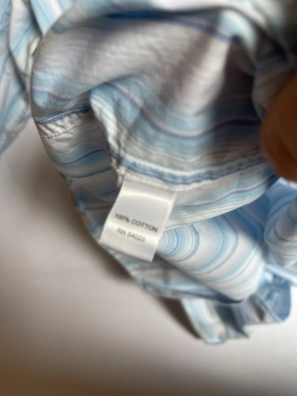 Banana Republic Men's XL 17 17.5 Blue White Striped Long Sleeve Button Up Shirt